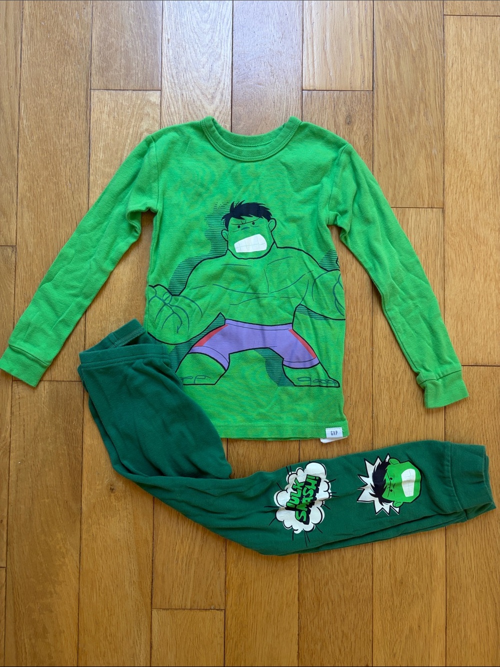 GAP Kids Green Marvel Hulk Long Sleeve Pajama Set